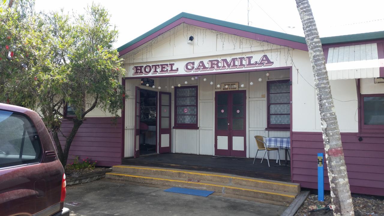 Carmila Hotel Exterior foto